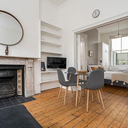 Chic Apartment Near Kensington Palace London Exterior photo